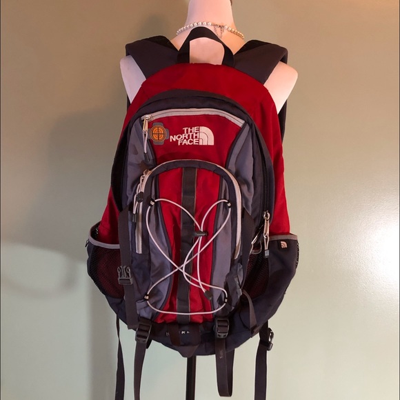The North Face Other - Red North Face Heckler backpack EUC